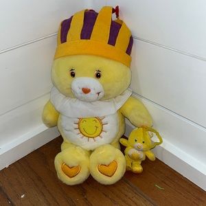 Care Bears Signing Yellow Sunny with Small Care Bear